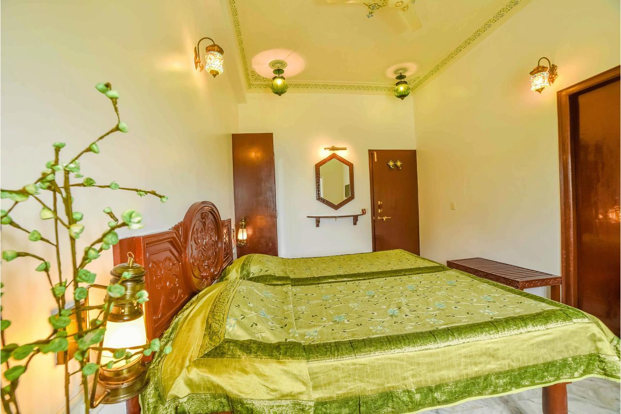 Hotel Sargam Sadan Удайпур Экстерьер фото